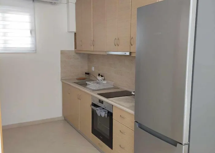Danai Nefeli Daire