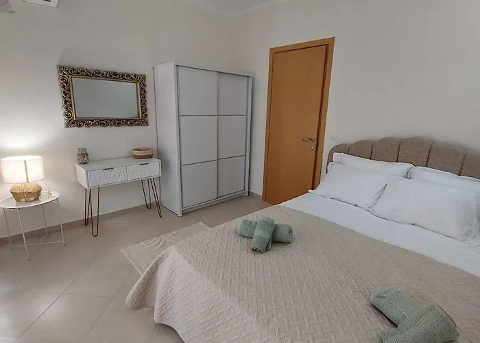 Danai Nefeli Apartamento *